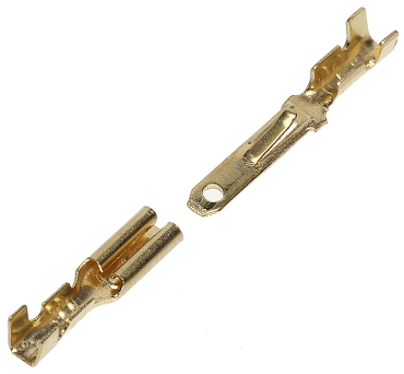 Conector papuc mamă cu versiunea de papuc tată potrivită